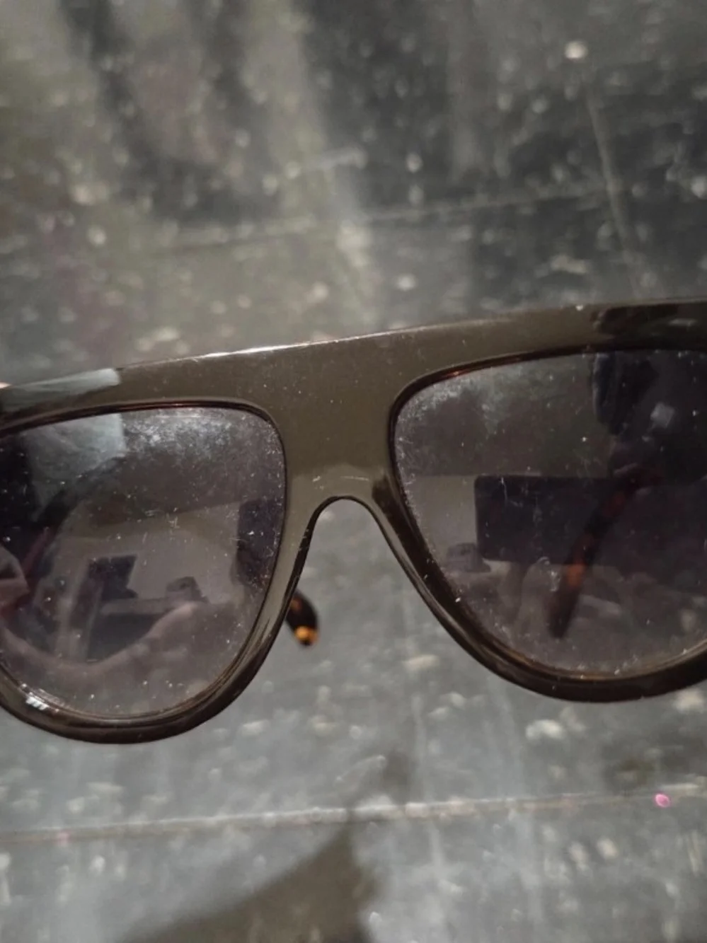 Classic Black Women’s Sunglasses - Sleek Full-Frame Design
